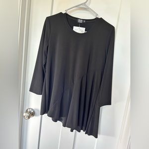 art of cloth Black‎ Asymmetrical Top